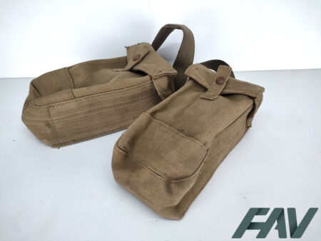 Paire_de_porte_chargeur_cartouchière_pour_FM_Bren_M1937_01