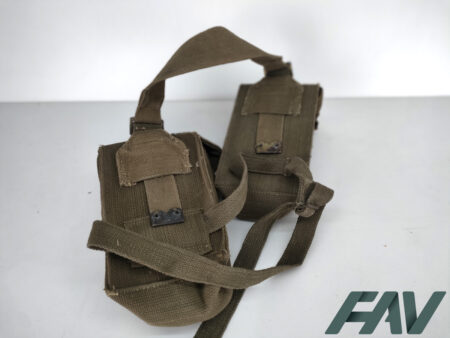 Paire_de_porte_chargeur_cartouchière_pour_FM_Bren_M1937_A01